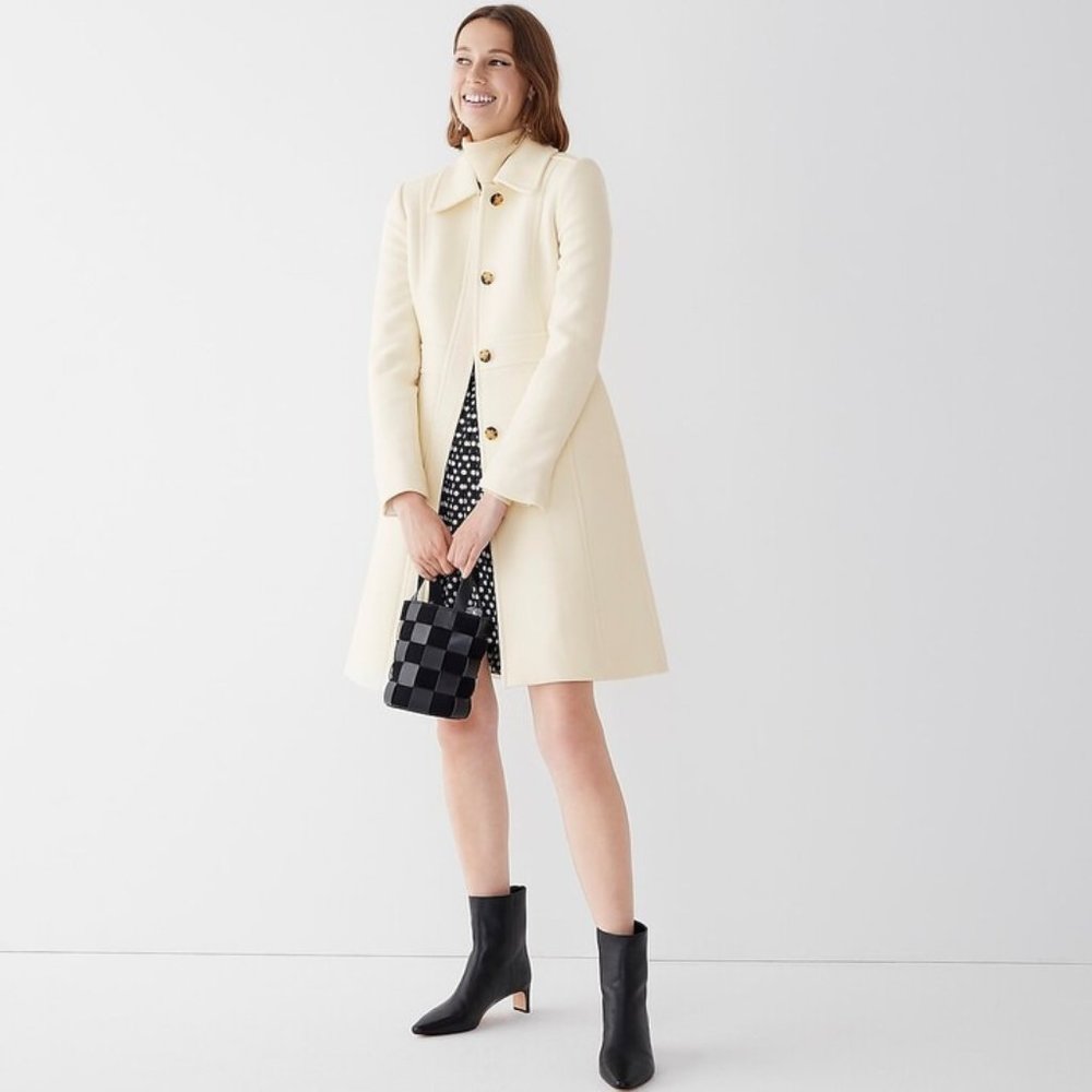 New lady day topcoat in Italian double-cloth wool blend